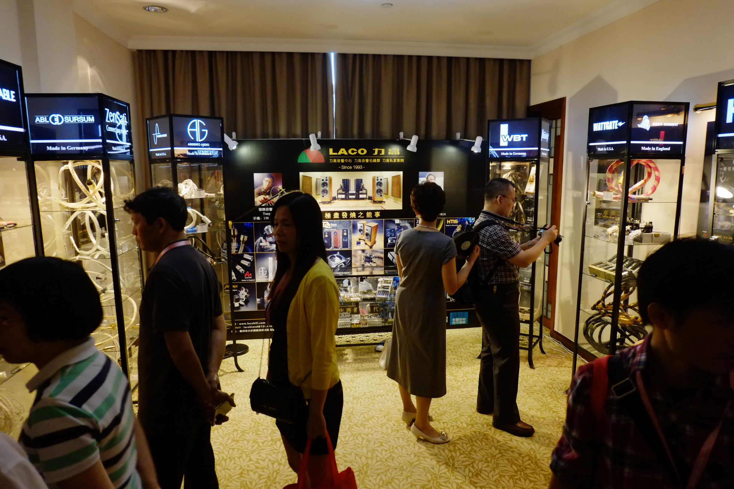 世界顶级音响博览会,世界顶级汽车音响展