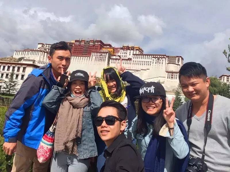 穷游小伙穷游西藏身体终于累垮,10年前穷游西藏