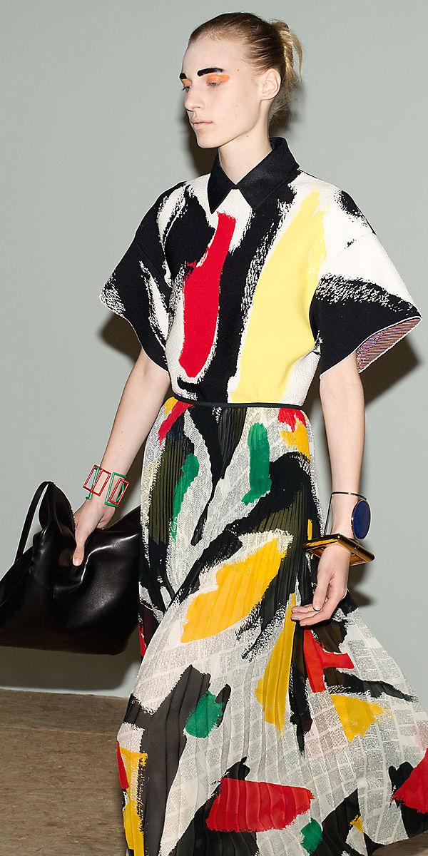 为什么ZARA抄袭大牌还能活到今天?