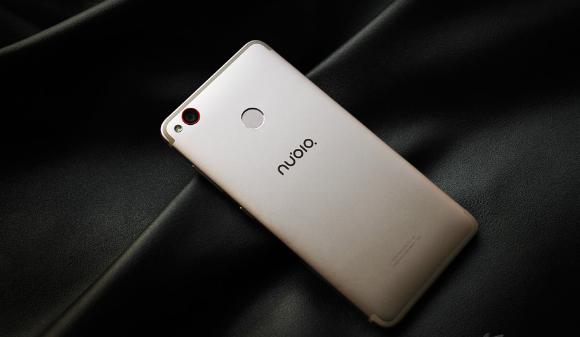 手机怎么拍照玩游戏拍视频,手机如何拍照好看的技巧vivo