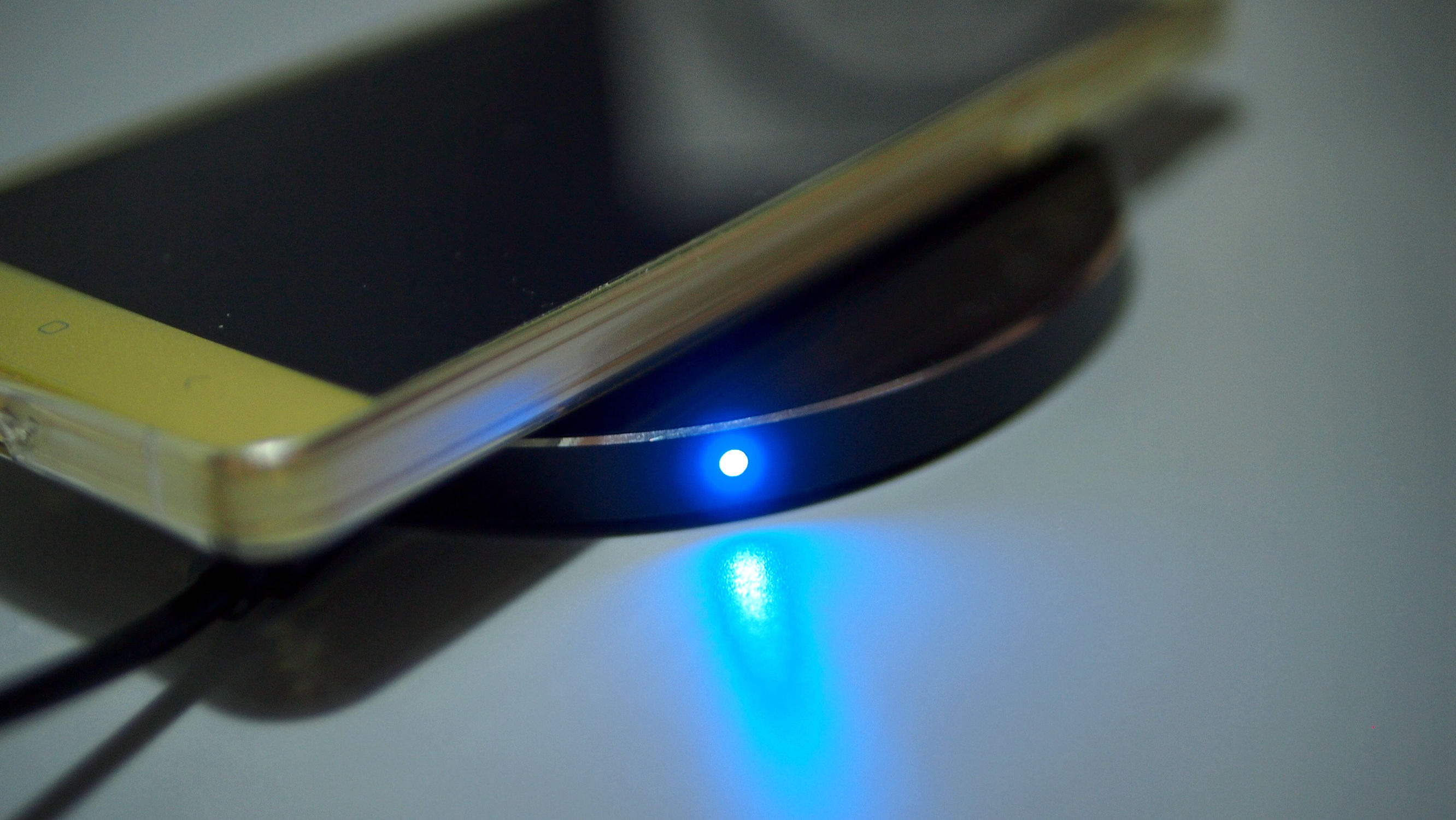 长虹充电电池测评,长虹无线充电宝