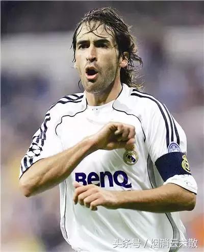 足球比赛发朋友圈的精美句子,适合发朋友圈关于足球的句子