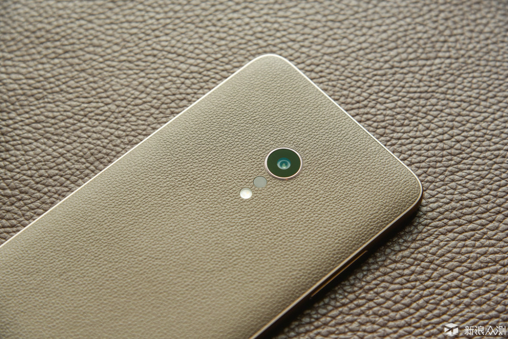 锤子vs苹果手机,锤子能和苹果比吗