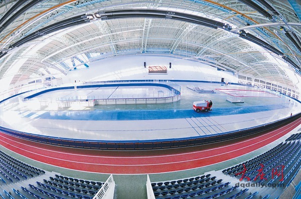 一座场馆撬动一个冬天