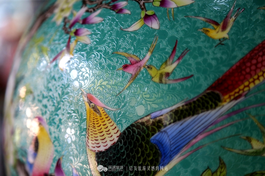 景德镇手艺人是如何传承的,景德镇陶瓷文化的传承和发展