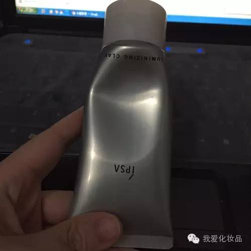 神仙水适合痘痘闭口吗,神仙水湿敷正确方法可以去闭口吗