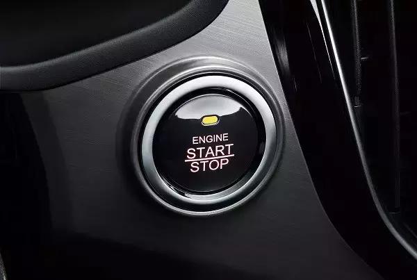 一汽森雅r7手动1.6质量怎么样,一汽森雅r7和骏派d60哪个好