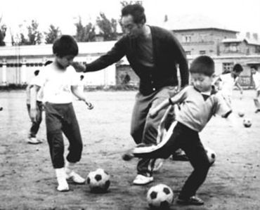 （名将列传）足球教父——张引