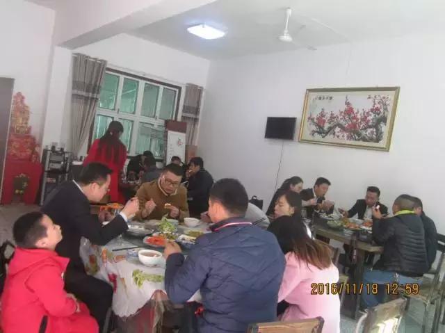 汽车公益活动爱心传递,吉利火星慈善助学爱心捐款晚会