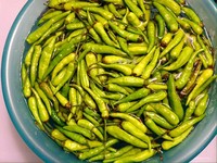 泡椒小米椒腌萝卜,泡椒小米椒怎么腌包菜