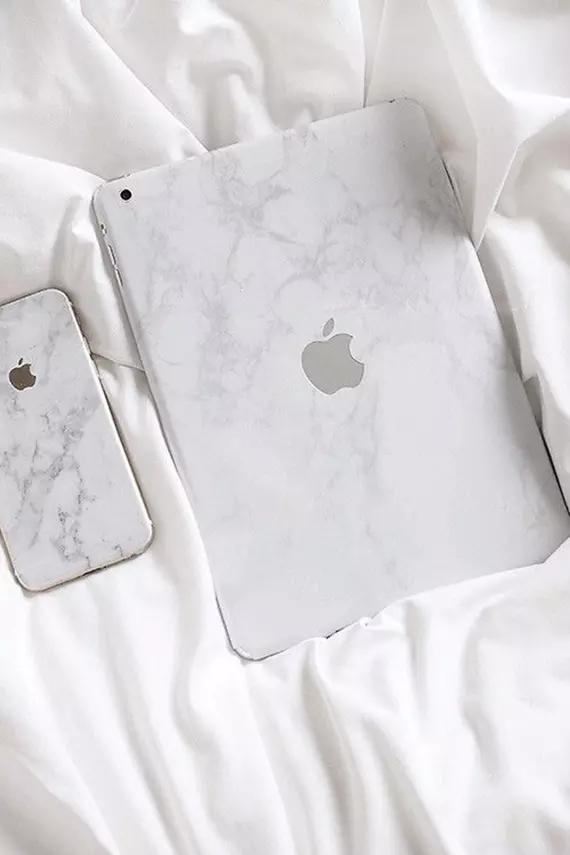 在被窝玩电脑视频,玩电脑是什么体验