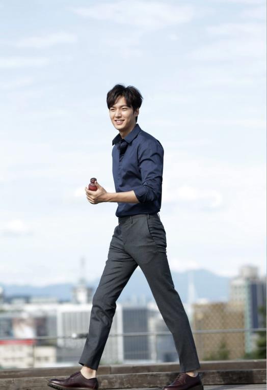 李敏镐胖到没有棱角,李敏镐胖起来了