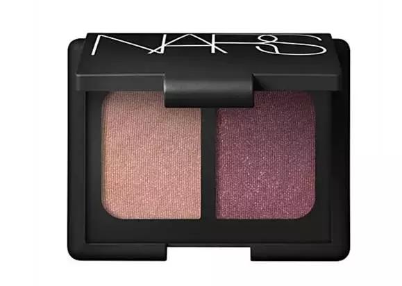 橘棕色哑光眼影,什么颜色的眼影显年轻可爱秋冬