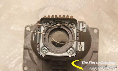 17款q5改透镜,奥迪q5大灯改装led双光透镜大灯