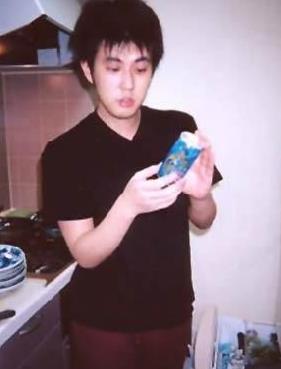 尾田荣一郎海贼王老手的样子,尾田荣一郎航海王