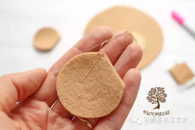 冬天可爱小熊,萌化了的可爱小熊怎么做