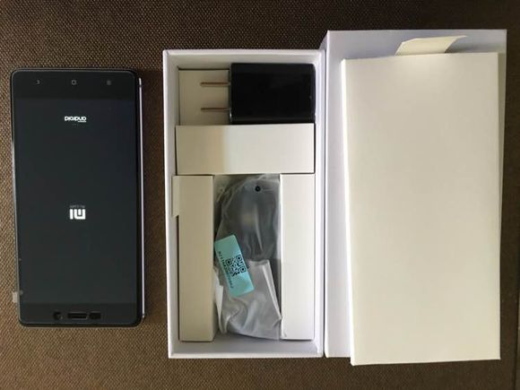 一台不耍猴的小米——899良心机红米4简单开箱上手