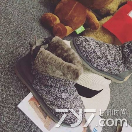 雪地靴有点大不跟脚怎么办,雪地靴穿多了不好吗