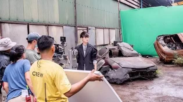 王菲谢霆锋直播完整,王菲演唱会用vr直播