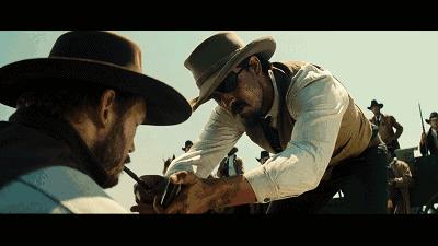 这部边看边吐的翻版《七武士》，最终还是让我燃起