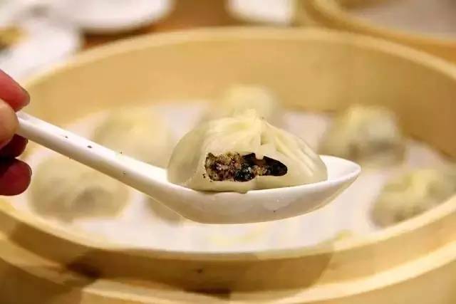 放大招｜如何让朋友相信你用一天吃遍全世界？