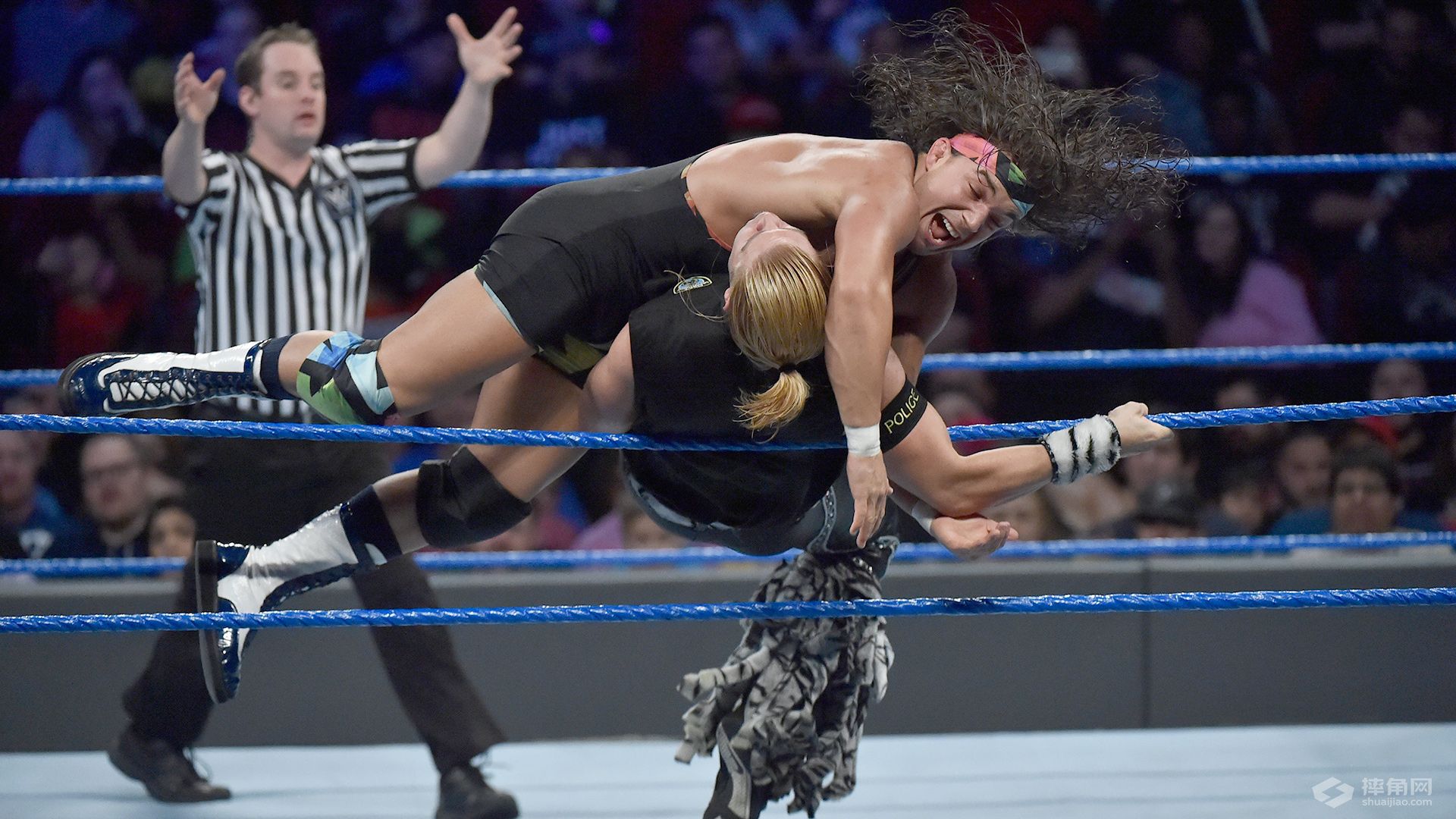 WWE驸马爷风云决战RVD！凯恩抛摔毕雪夫获全场欢呼！