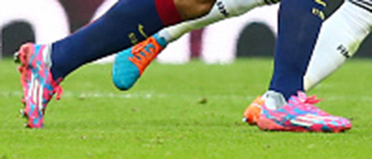 梅西国家德比绝杀球衣,msn梅西踢中场