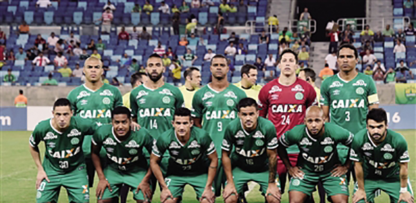 足球无关生死谁说的,足球无关生死却远高于生死