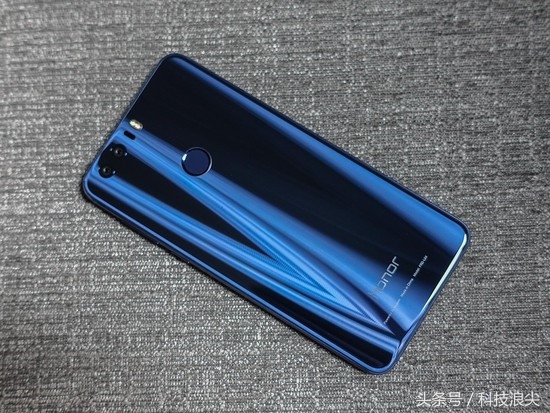 荣耀8今年值得买吗,荣耀8手机测评