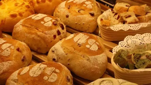 带黑卡就打折！10天后，泉州万达这16家餐厅要被挤爆了！