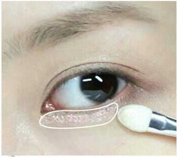 淡妆初学者必学的10个技巧,淡妆教程日常淡妆图片