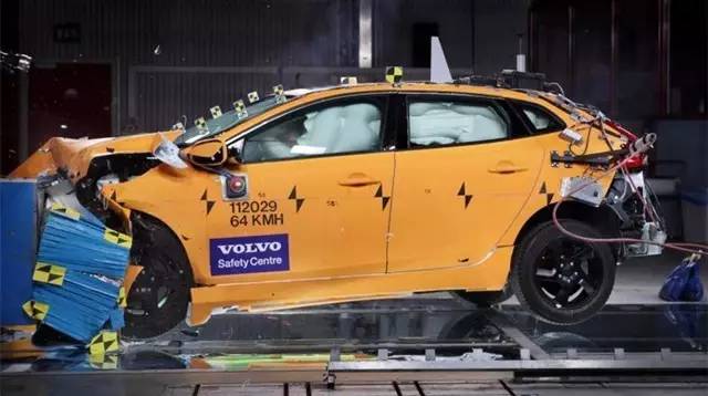 鍗ц檸钘忛緳涔岄獡瀹濋┈鍦ㄥ摢,鍗ц檸钘忛緳