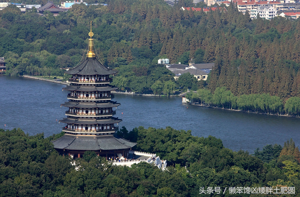 逛街看到跑车,逛街看到辆造型炫酷的车