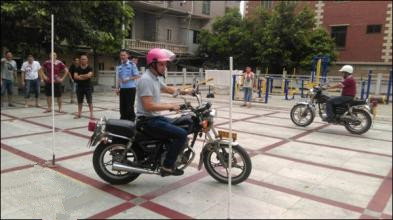 有c1证想骑摩托怎么操作,有c1驾照骑摩托