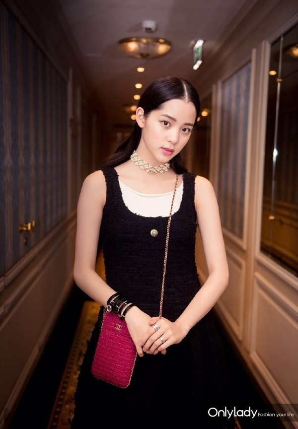 舒淇同款樱花粉,舒淇徐若瑄明星写真