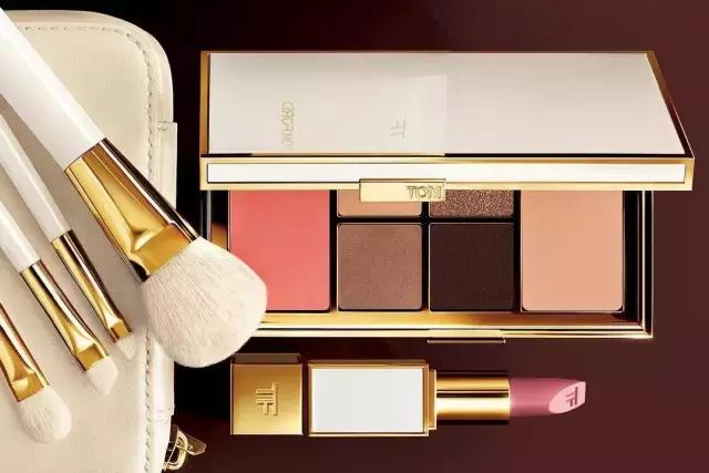 2018彩妆大牌圣诞套装,2022年圣诞限量大牌彩妆系列