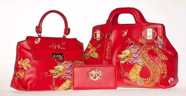 辣眼睛!Dior、Armani等大牌的鸡年限量款到底想干嘛？