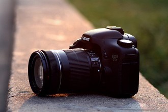 单反佳能6d2拍摄视频新手入门教程,佳能2000d单反相机入门教程