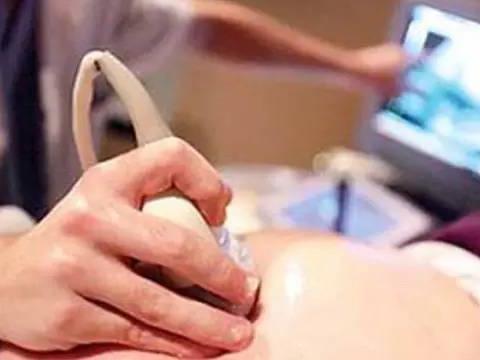 孕晚期出现意外就医去哪里,孕晚期出血可能是哪些情况导致