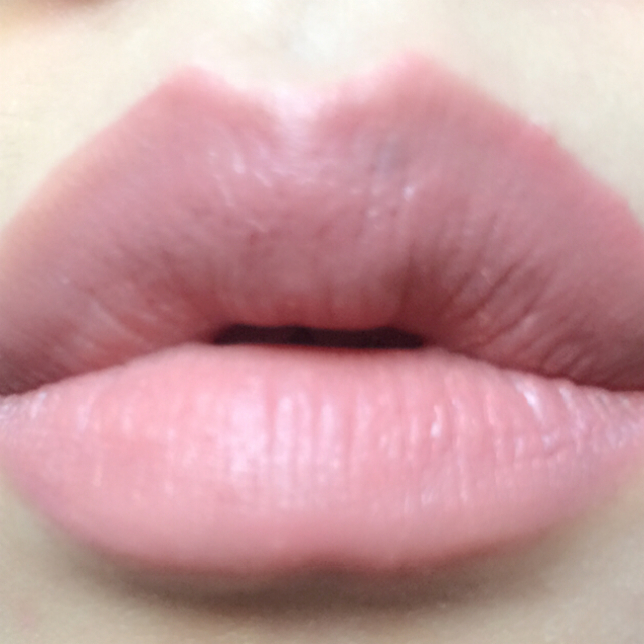 卡姿兰轻吻唇釉mini热卖色v233,阿玛尼唇釉推荐必买色号415和206