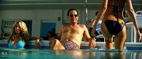 巨石强森演的以暴制暴电影,巨石强森演的灾难片