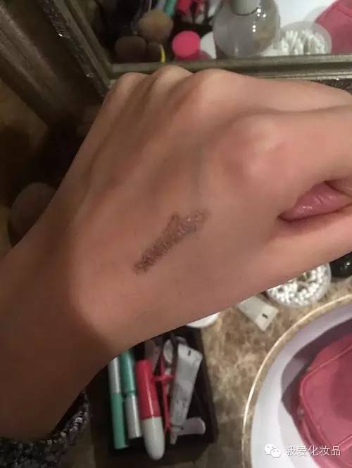 教你画最简单的妆,教大家画一枚超自然的烟熏妆