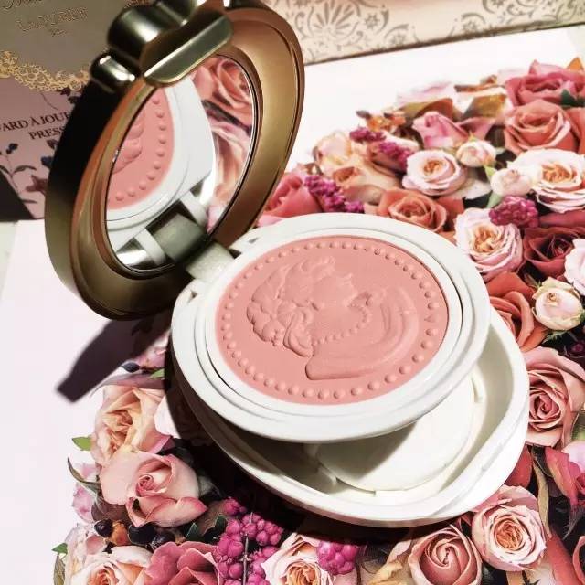 laduree唇釉上市,laduree唇釉开箱