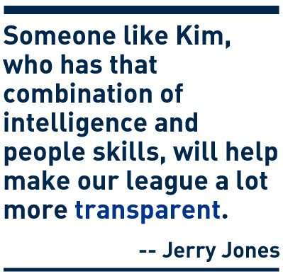 布法罗女皇：金-佩古拉