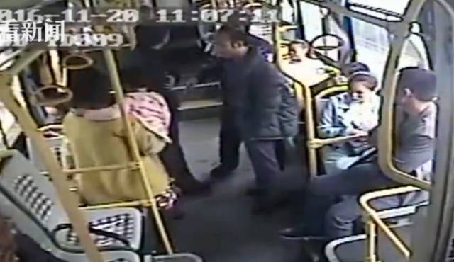 孕妇去保胎，新护士拿来一颗打胎药让她吃！现在孩子没了，医院却说……