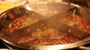 淮安市民丁女士吃完火锅胃黏膜损伤，你还在这么吃火锅么！