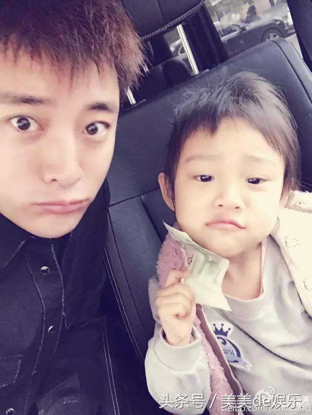 “综艺一姐”是王源的头号粉丝！爸妈都是娱乐圈一线大咖背景雄厚