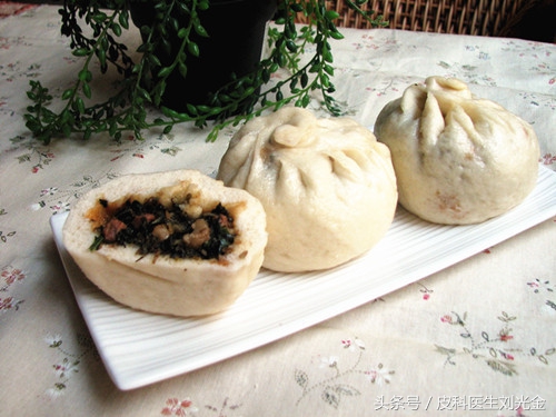 什么草有毒但能治皮肤病,农村常见的草都是治什么病的