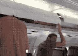 女朋友比手势什么意思,女朋友伸手指是什么意思