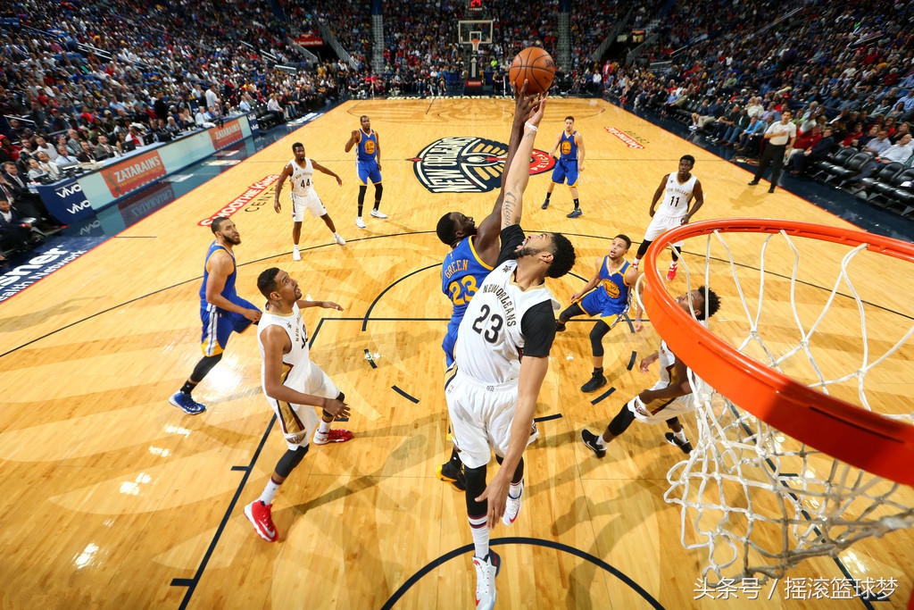 “踢蛋男”成勇士赢球风向标，他让“三巨头”黯然失色